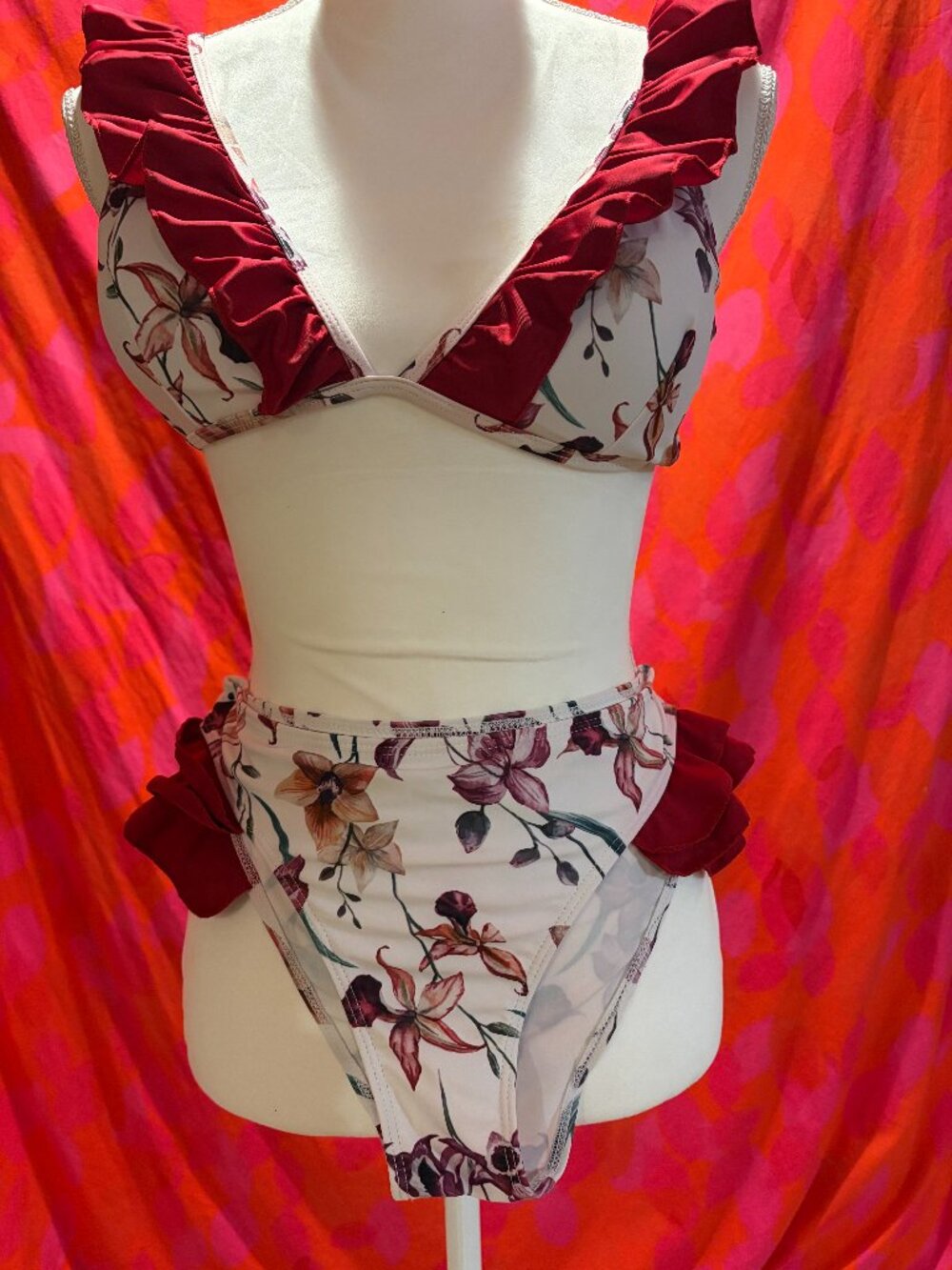 Floral Bikini - size large - never worn